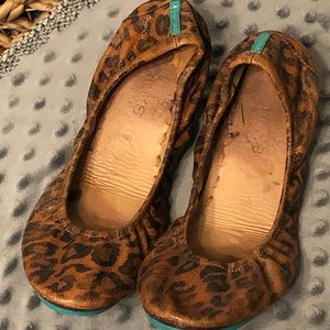 Tieks - Leopard print, size 8
